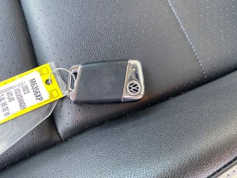 Used 2023 Volkswagen Atlas SE image 28