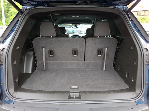 Certified 2023 Chevrolet Traverse LT FWD image 30