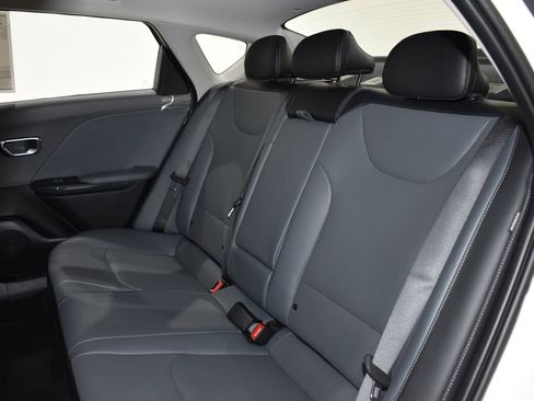 New 2026 Kia K4 EX image 29