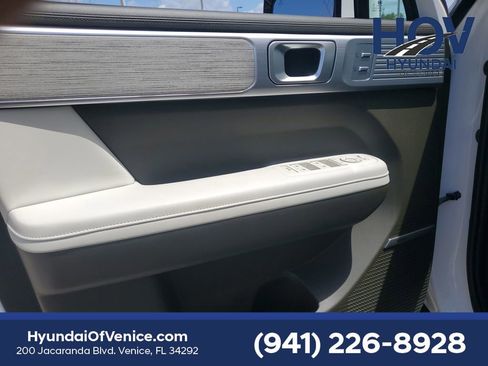 Certified 2025 Hyundai Santa Fe Calligraphy image 24