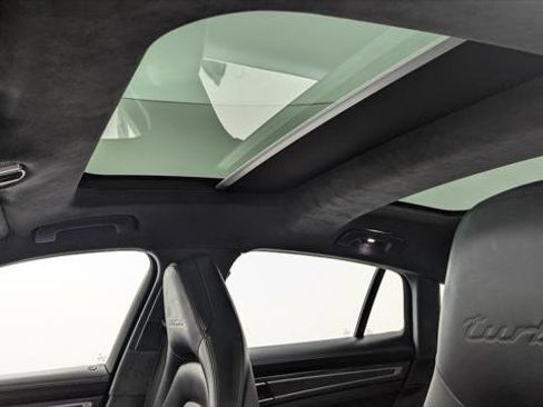 Used 2017 Porsche Panamera Turbo image 26