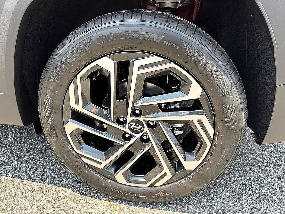 New 2026 Hyundai Tucson SEL Plus FWD image 5