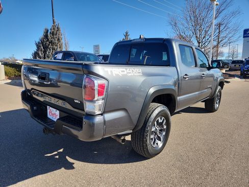 Used 2021 Toyota Tacoma TRD Off-Road image 3