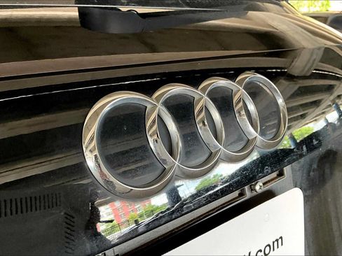 Used 2022 Audi Q3 2.0T Premium AWD/4WD image 30