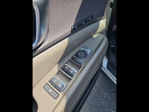 New 2026 Kia Carnival SX image 13