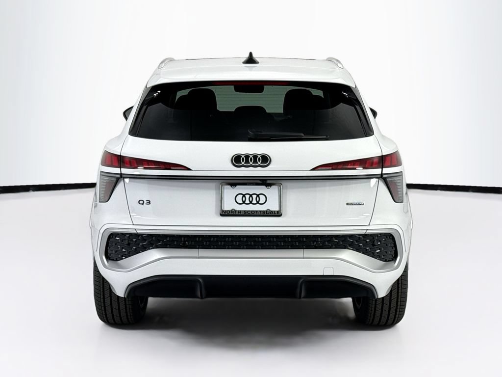 Used 2026 Audi Q3 quattro 2.0T w/ Driver Assistance Package AWD/4WD image 6