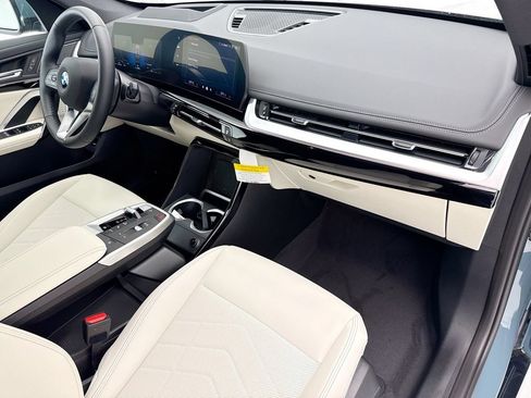 New 2026 BMW X1 xDrive28i w/ Technology Package AWD/4WD image 16