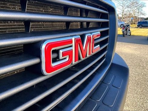 Used 2023 GMC Savana 3500 w/ Driver Convenience Package RWD image 30