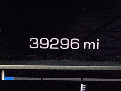 Certified 2022 GMC Sierra 1500 SLT w/ SLT Convenience Package image 14