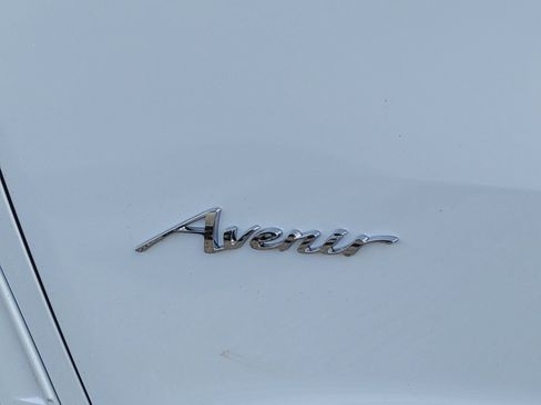 New 2026 Buick Enclave Avenir w/ Super Cruise Package FWD image 12