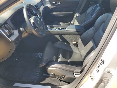 Used 2022 Volvo XC60 T8 Inscription w/ Advanced Package image 5