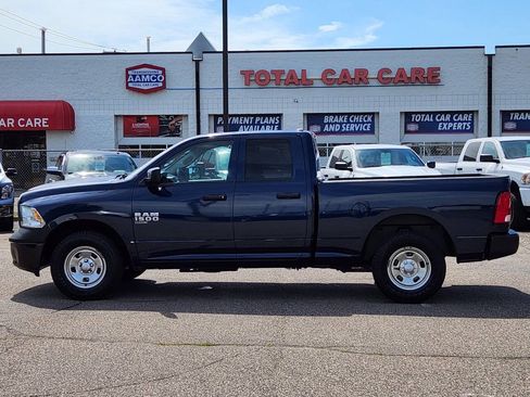 Used 2019 RAM 1500 Tradesman w/ Popular Equipment Group AWD/4WD image 2