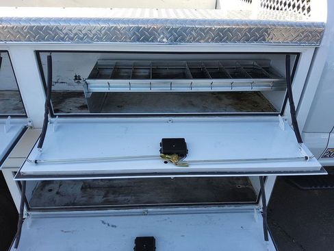 Certified 2023 Ford F550 XL image 19