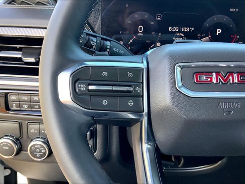 Used 2026 GMC Yukon Elevation w/ Elevation Premium Package RWD image 19