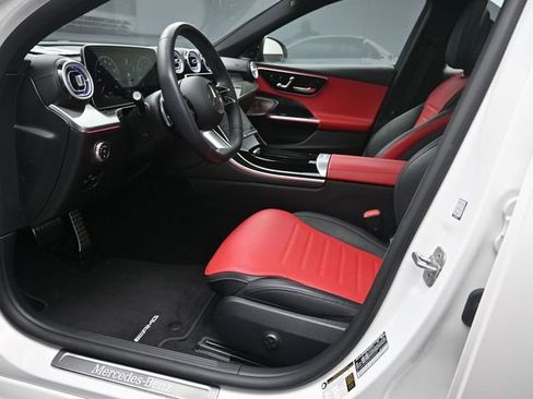 Used 2025 Mercedes-Benz C 300 Sedan image 17