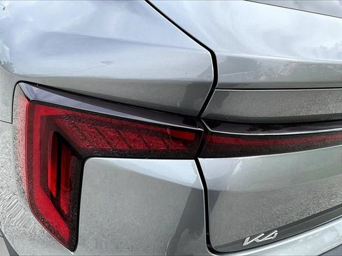 Used 2025 Kia K4 FWD image 25