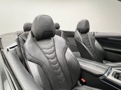 Used 2023 BMW 840i xDrive Convertible w/ Comfort Seating Package image 12