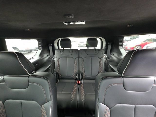 Used 2025 Jeep Grand Cherokee L Summit AWD/4WD image 11