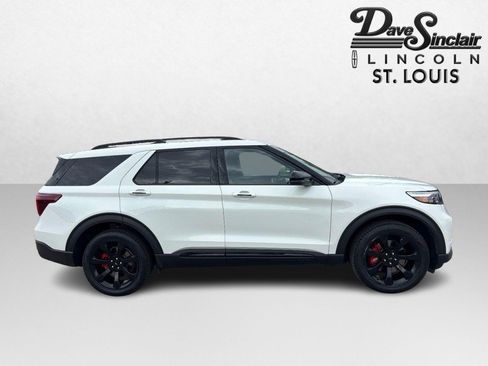 Used 2024 Ford Explorer ST w/ Equipment Group 401A AWD/4WD image 2