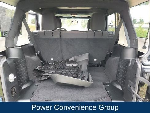 Used 2018 Jeep Wrangler Unlimited Sport S image 17