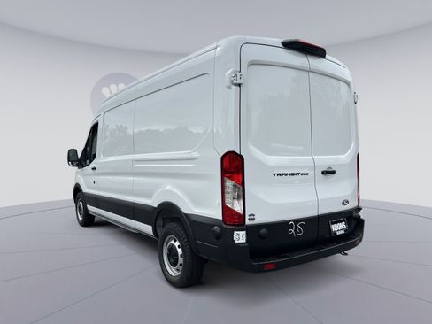 New 2026 Ford Transit 250 148 Medium Roof w/ Load Area Protection Package image 4