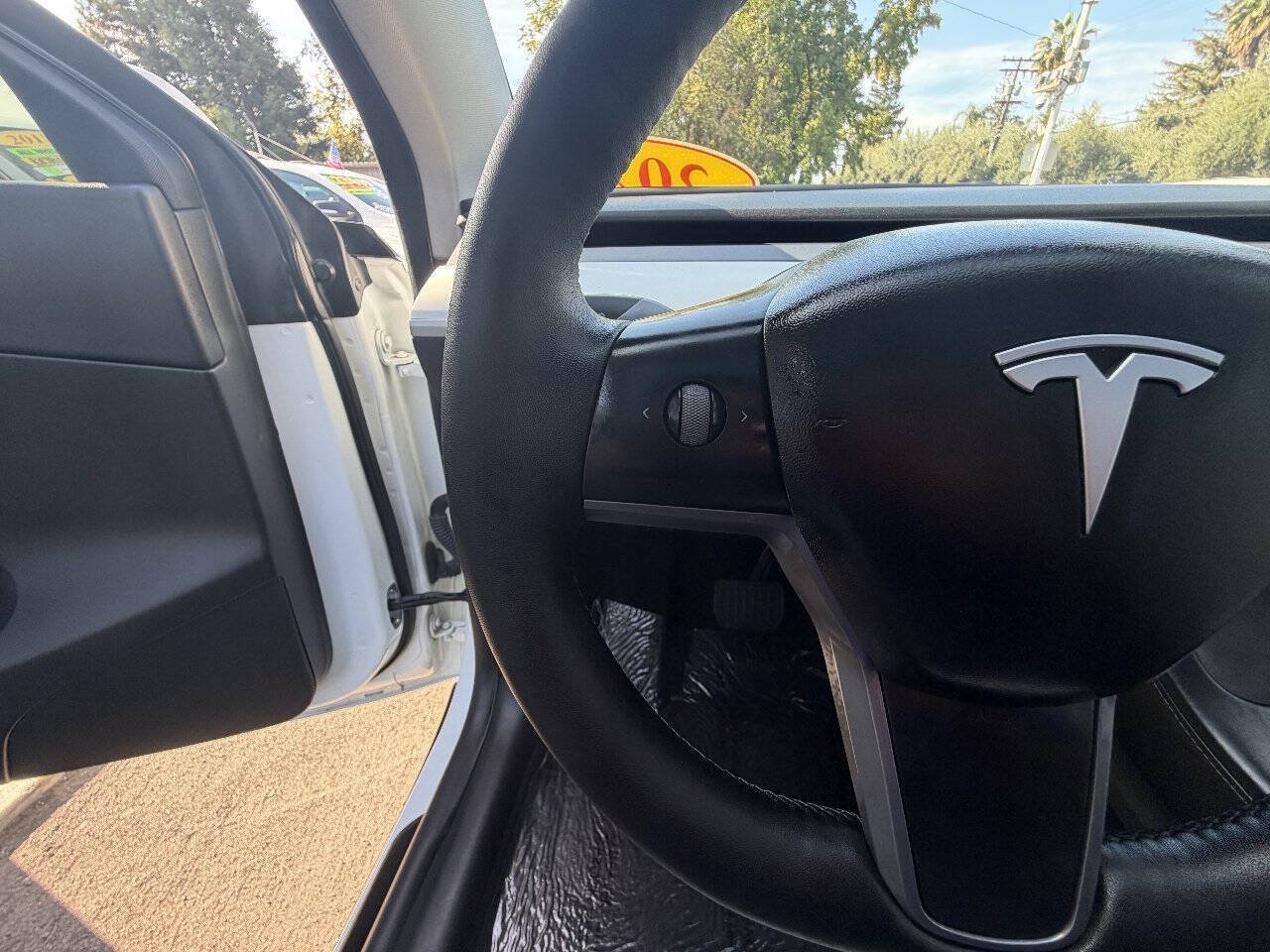 Used 2021 Tesla Model Y Long Range AWD/4WD image 12