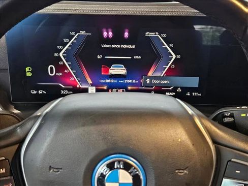 Used 2023 BMW i4 eDrive35 RWD image 10