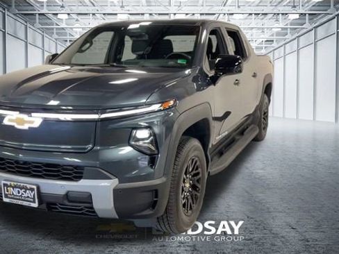 New 2026 Chevrolet Silverado EV LT image 5