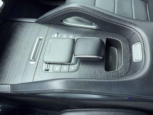 Used 2022 Mercedes-Benz GLE 350 w/ Premium Package image 33