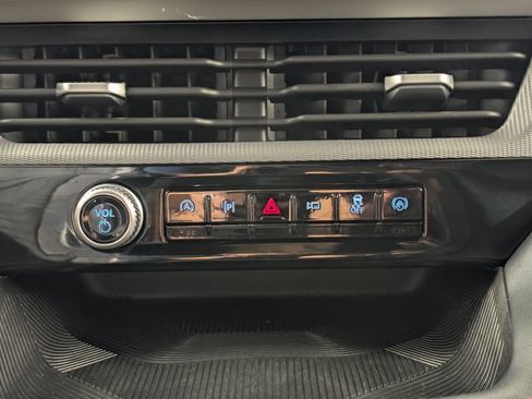 Certified 2025 Ford Explorer ST-Line w/ ST-Line Street Pack image 16