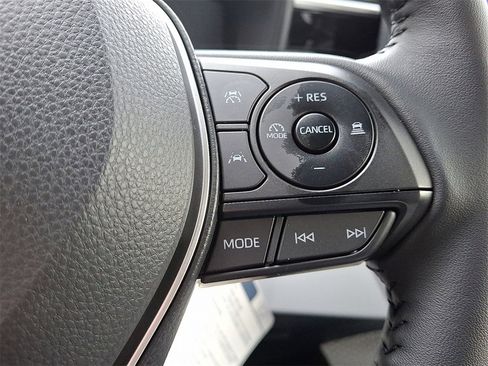 New 2025 Toyota Corolla SE image 13