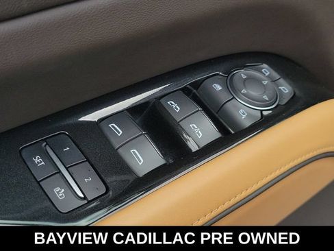 Used 2022 Cadillac Escalade ESV Premium Luxury AWD/4WD image 20