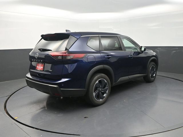 Used 2024 Nissan Rogue SV FWD image 8