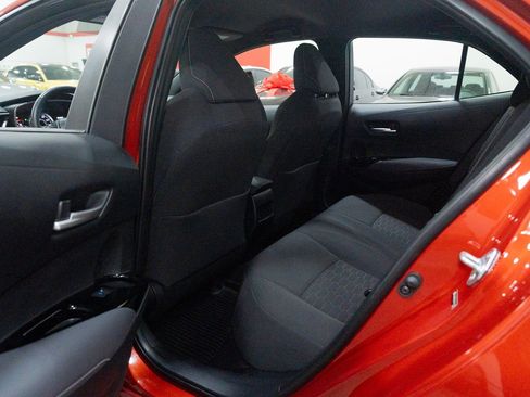 Used 2019 Toyota Corolla SE image 16