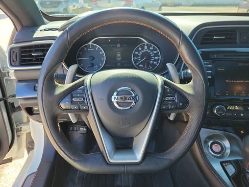 Used 2022 Nissan Maxima SR image 21