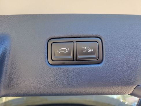 New 2026 Kia Carnival EX FWD image 15