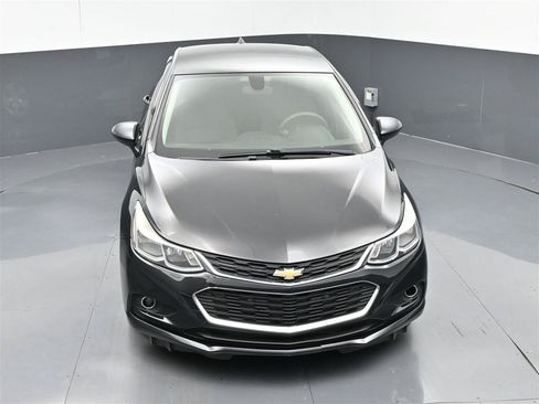 Used 2018 Chevrolet Cruze LS FWD image 22