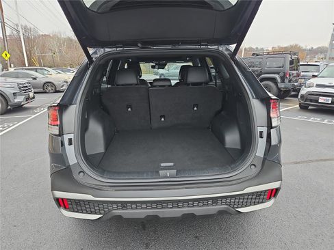 Certified 2024 Kia Sportage X-Pro image 5