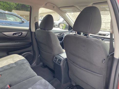Used 2016 Nissan Rogue SV w/ SV Premium Package AWD/4WD image 20
