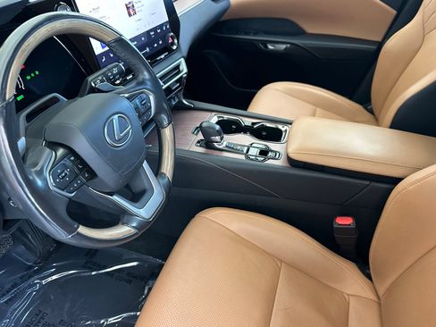 Certified 2023 Lexus RX 350h w/ Cold Area Package AWD/4WD image 17