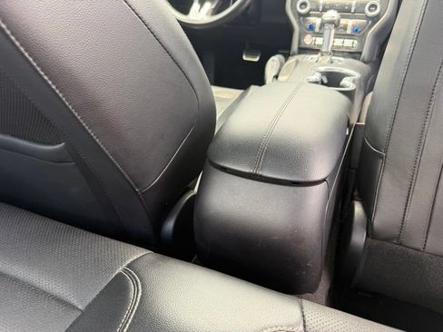 Used 2019 Ford Mustang GT Premium w/ GT Performance Package RWD image 32