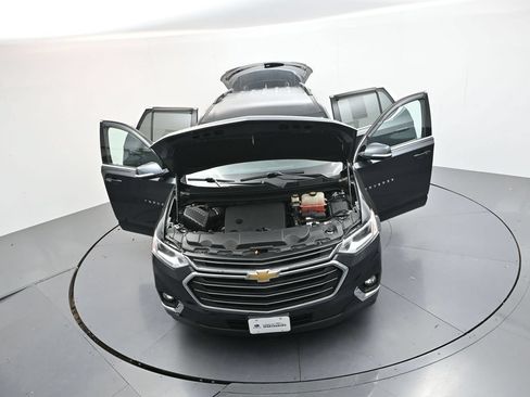 Used 2018 Chevrolet Traverse LT FWD image 33