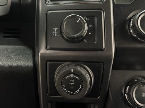 Used 2019 Ford F150 XLT w/ Equipment Group 302A Luxury image 32