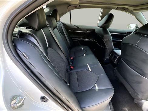 Used 2023 Toyota Camry XSE FWD image 19