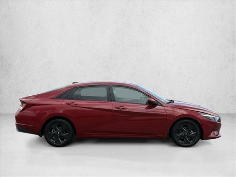 Certified 2023 Hyundai Elantra SEL FWD image 4
