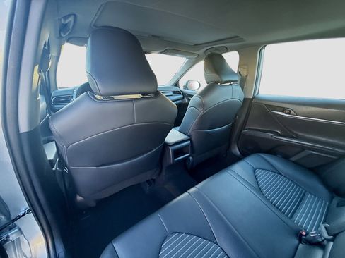 Used 2024 Toyota Camry SE w/ Convenience Package image 23