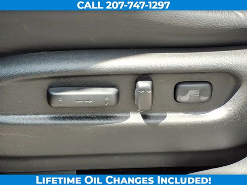 Used 2025 Honda Ridgeline Black Edition image 13