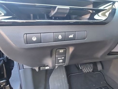 New 2025 Nissan Murano SL image 6