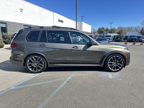 Used 2023 BMW X7 M60i w/ Executive Package image 11