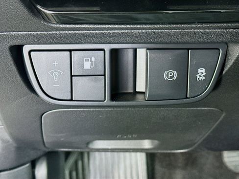 Used 2024 Kia EV6 Light image 17